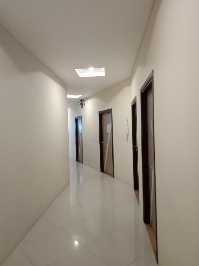 Hotel Domino Палембанг Екстериор снимка